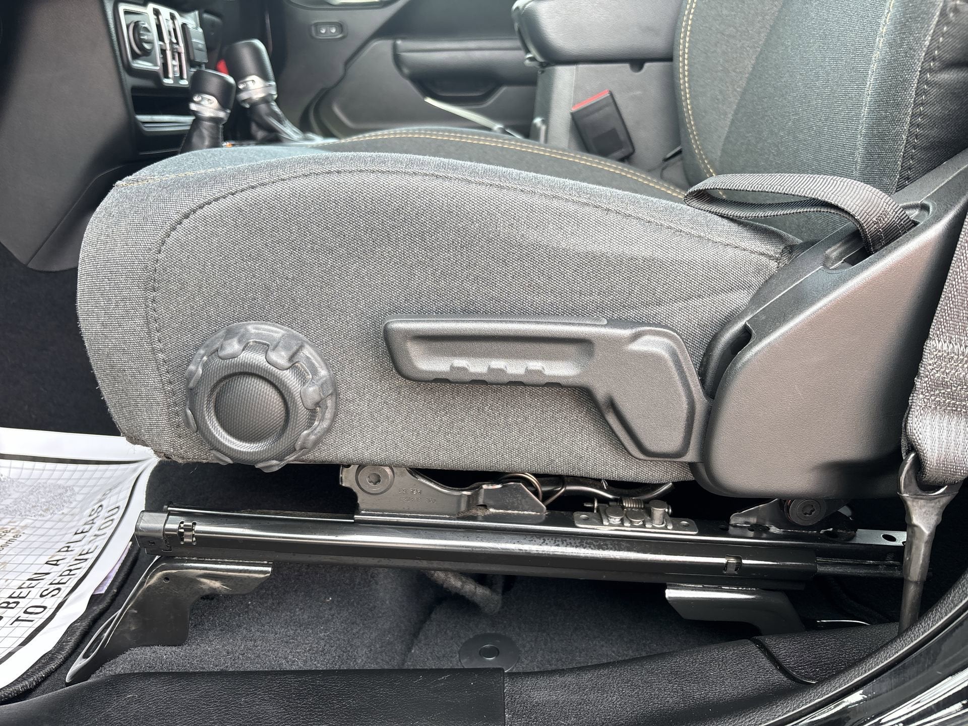 2025 Jeep Wrangler 4-Door Summit 4x4