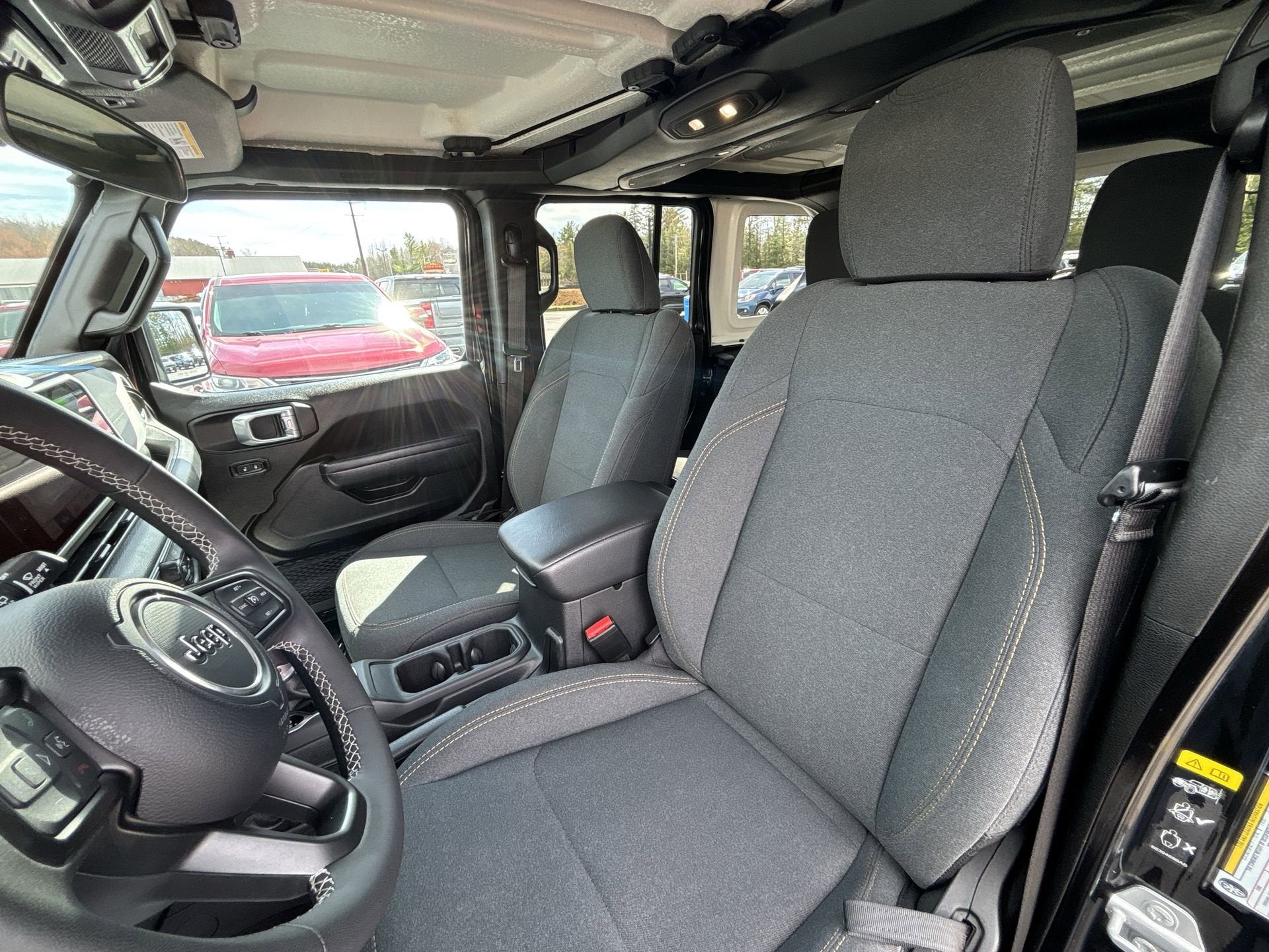 2025 Jeep Wrangler 4-Door Summit 4x4