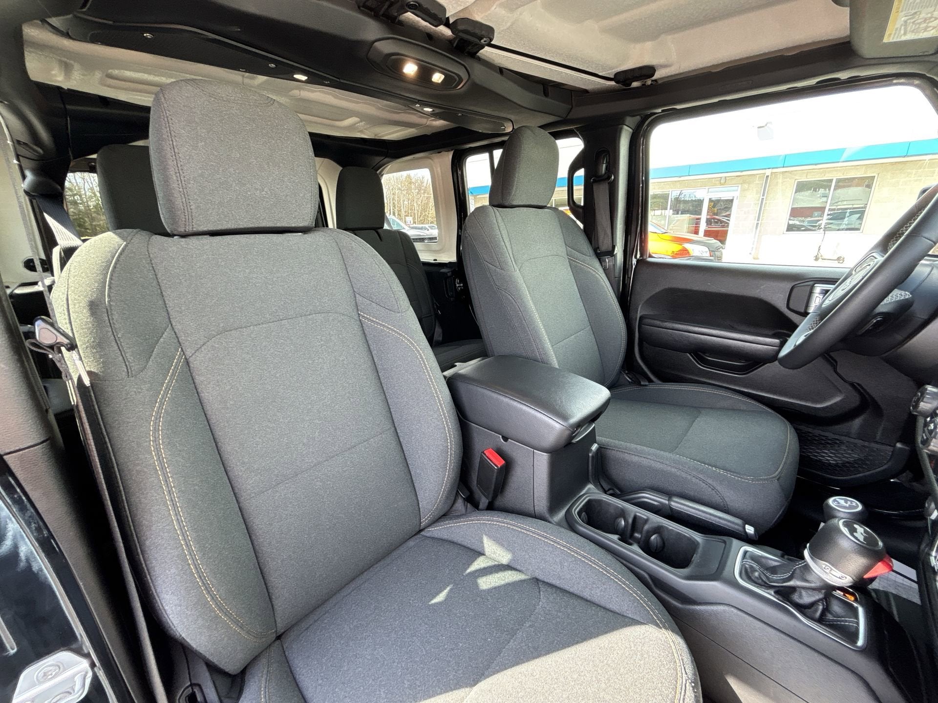 2025 Jeep Wrangler 4-Door Summit 4x4