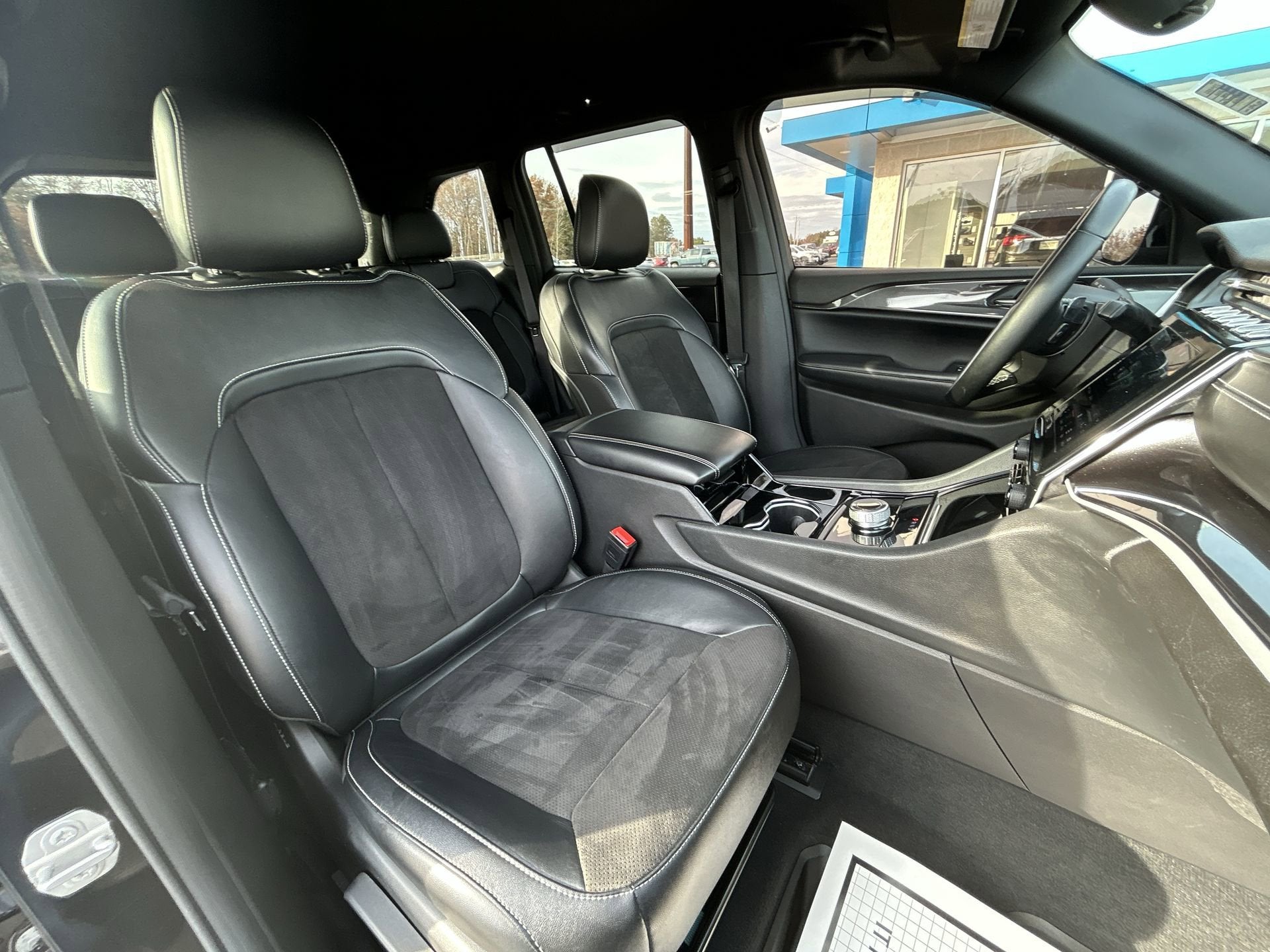 2022 Jeep Grand Cherokee Altitude 4x4