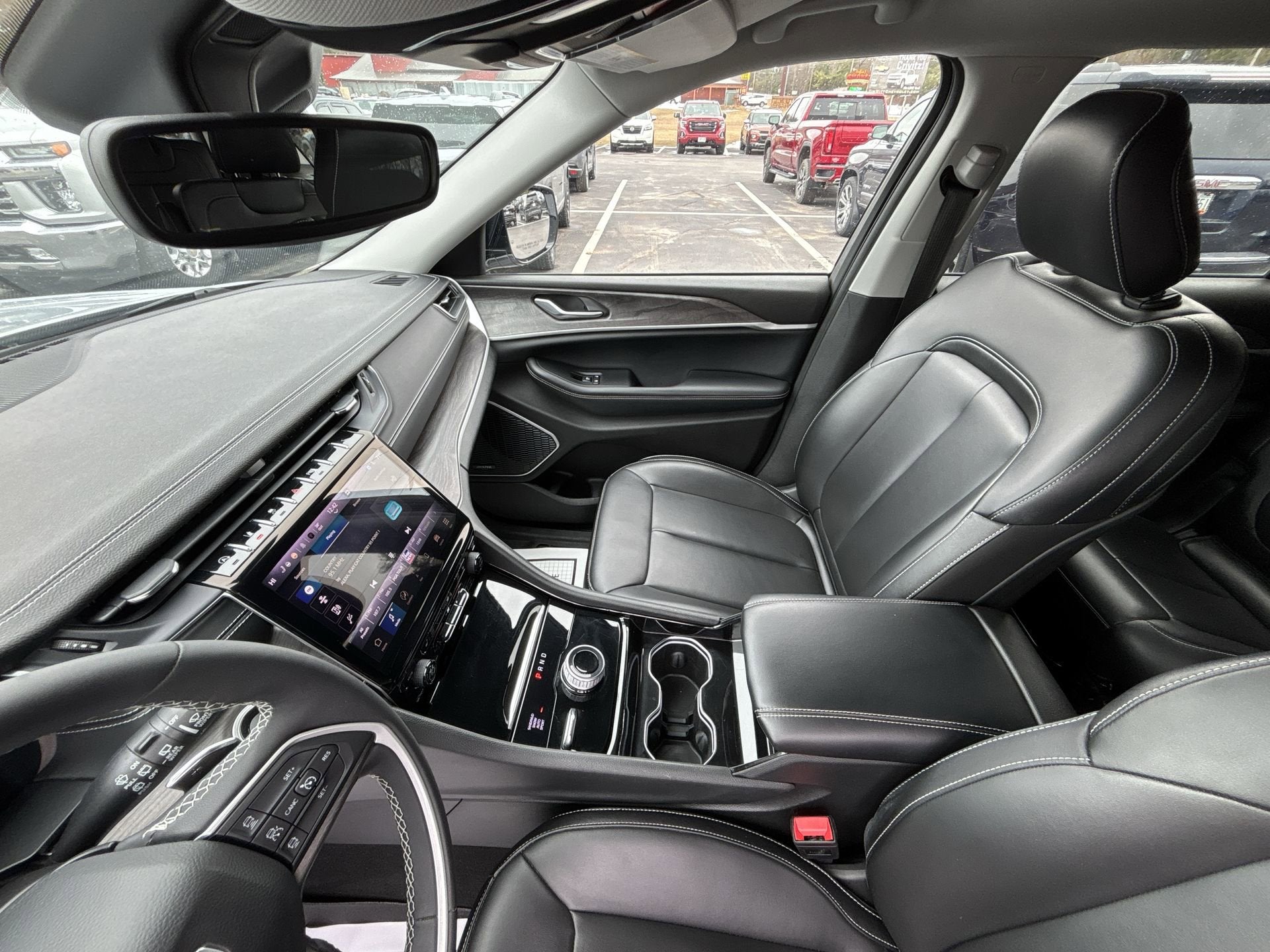 2023 Jeep Grand Cherokee L Limited 4x4