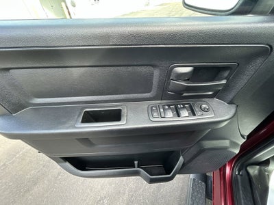 2017 RAM 1500 Express Quad Cab 4x4 6'4" Box