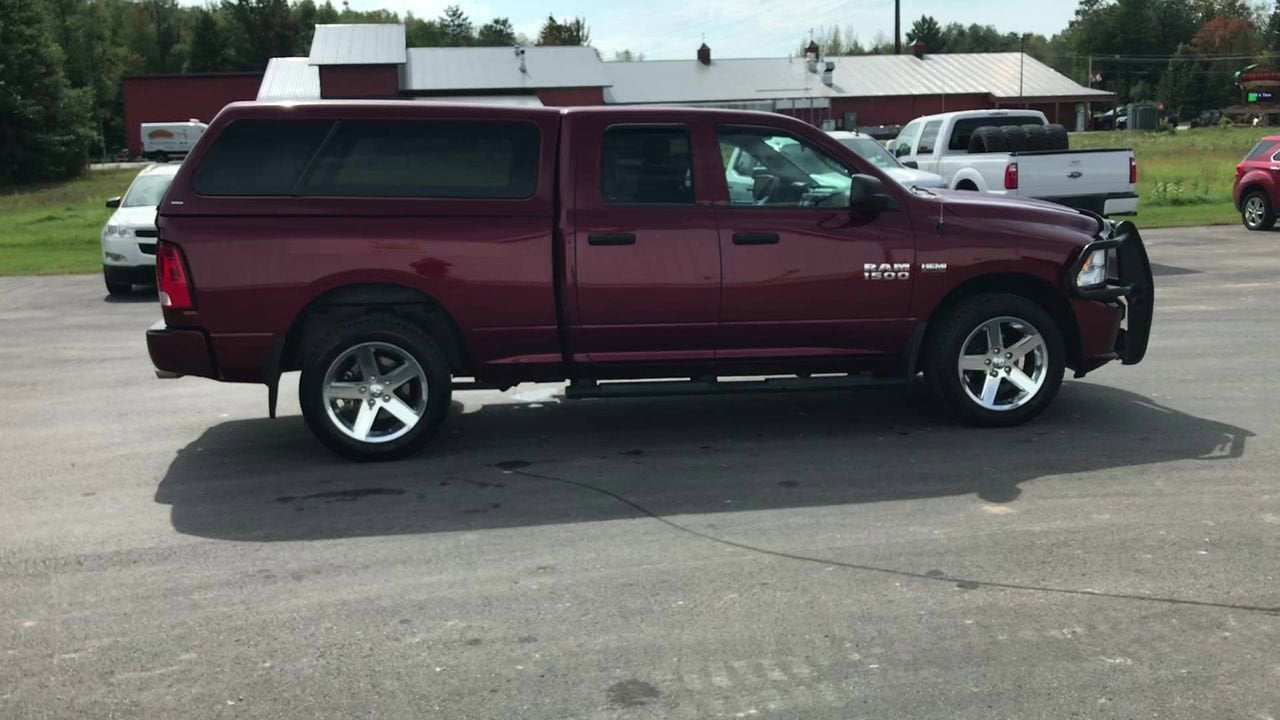 2017 RAM 1500 Express Quad Cab 4x4 6'4" Box