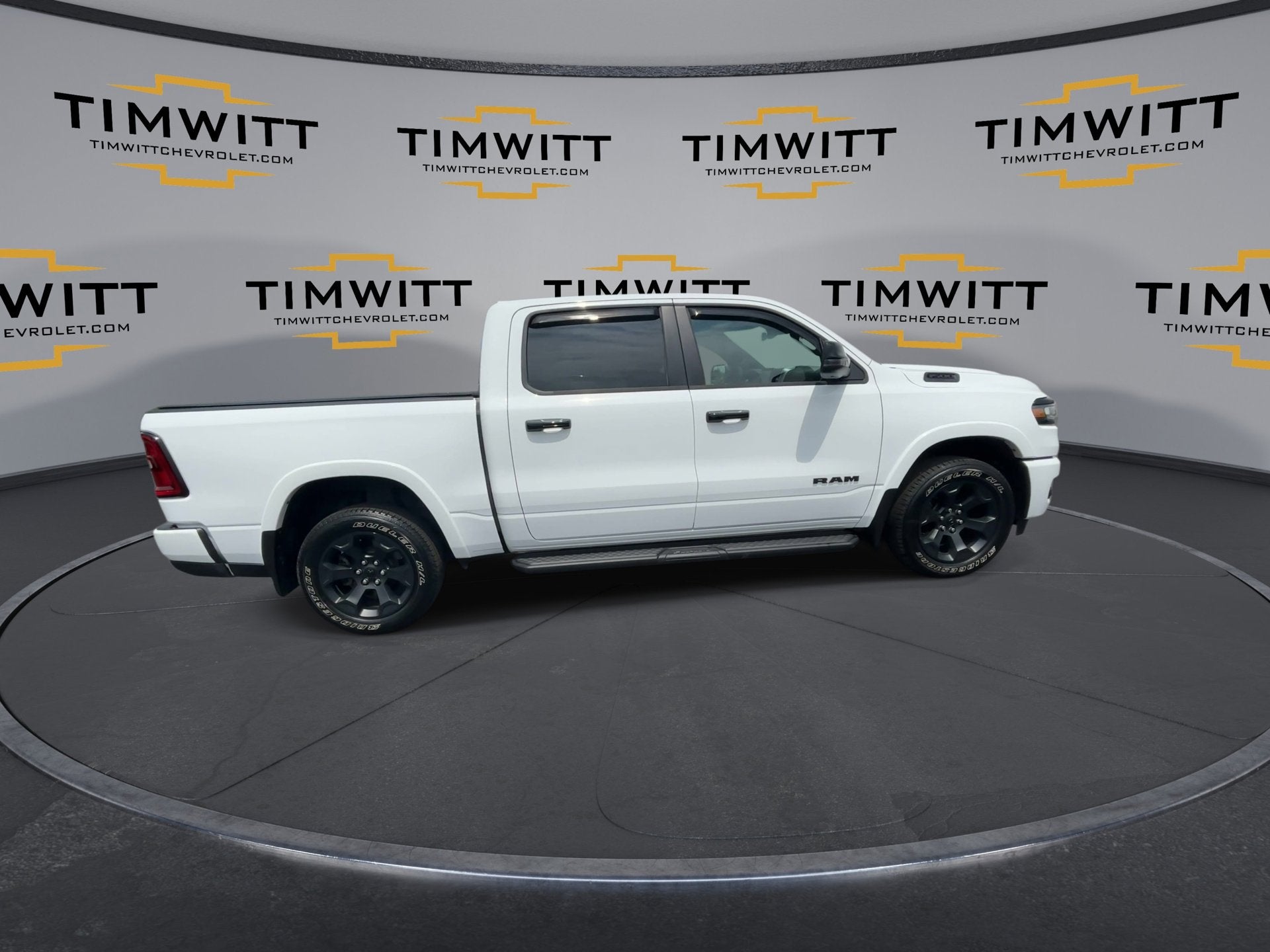 2025 RAM 1500 Big Horn Crew Cab 4x4 5'7" Box