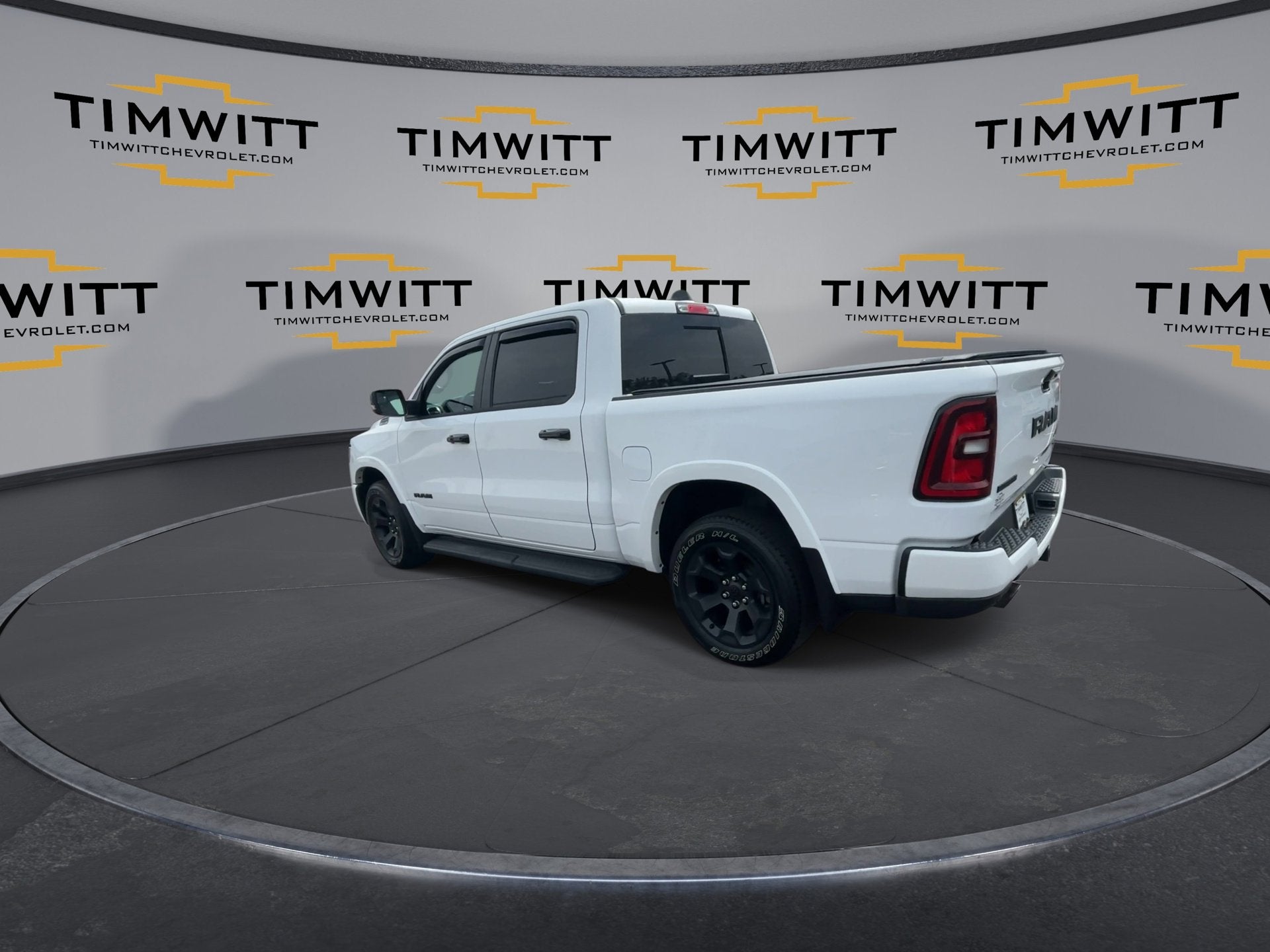 2025 RAM 1500 Big Horn Crew Cab 4x4 5'7" Box