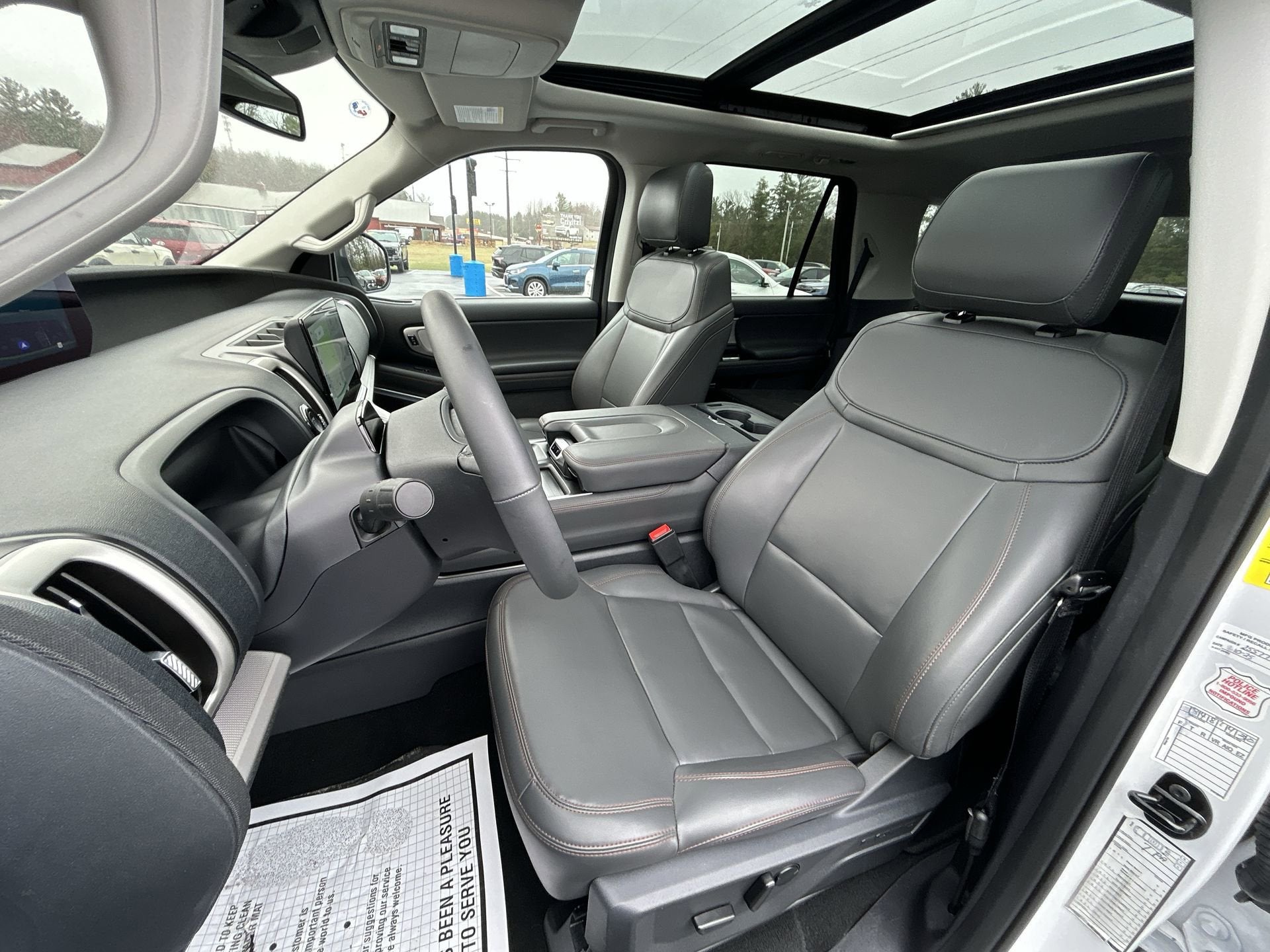 2025 Ford Expedition Active