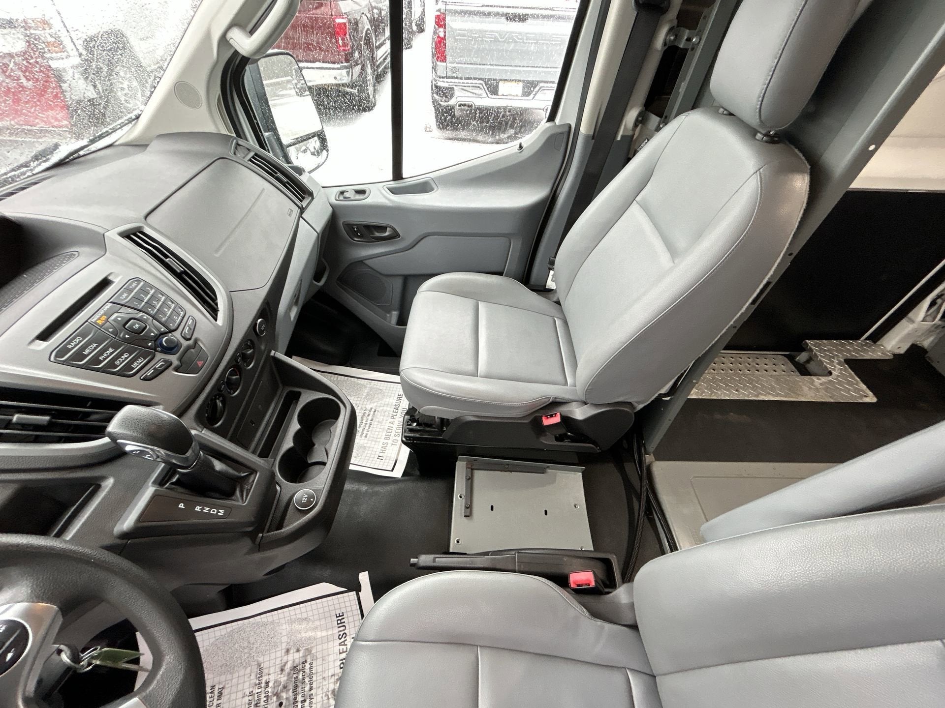 2018 Ford Transit-250 T-250 130 LW RF S