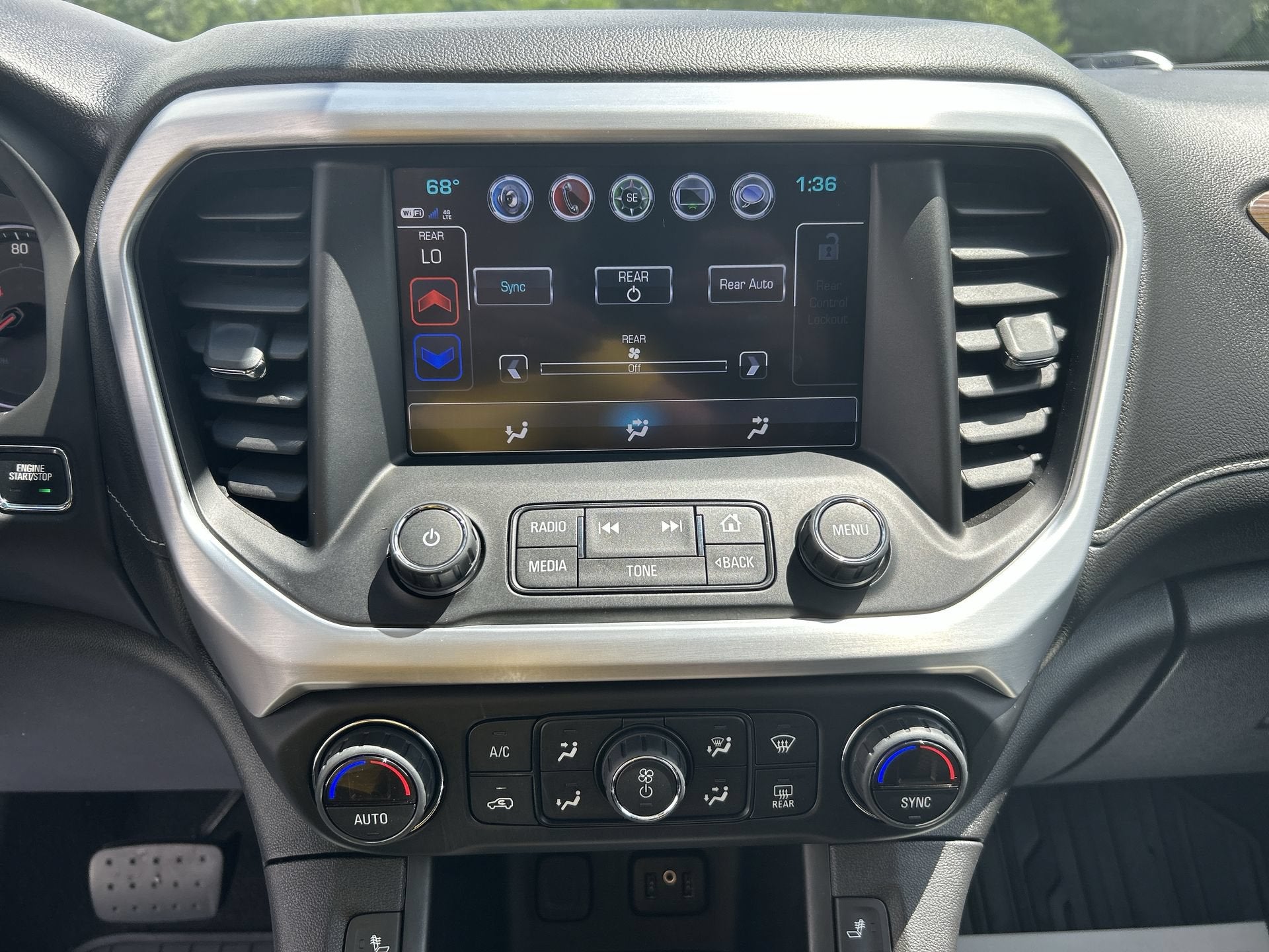 2019 GMC Acadia SLE