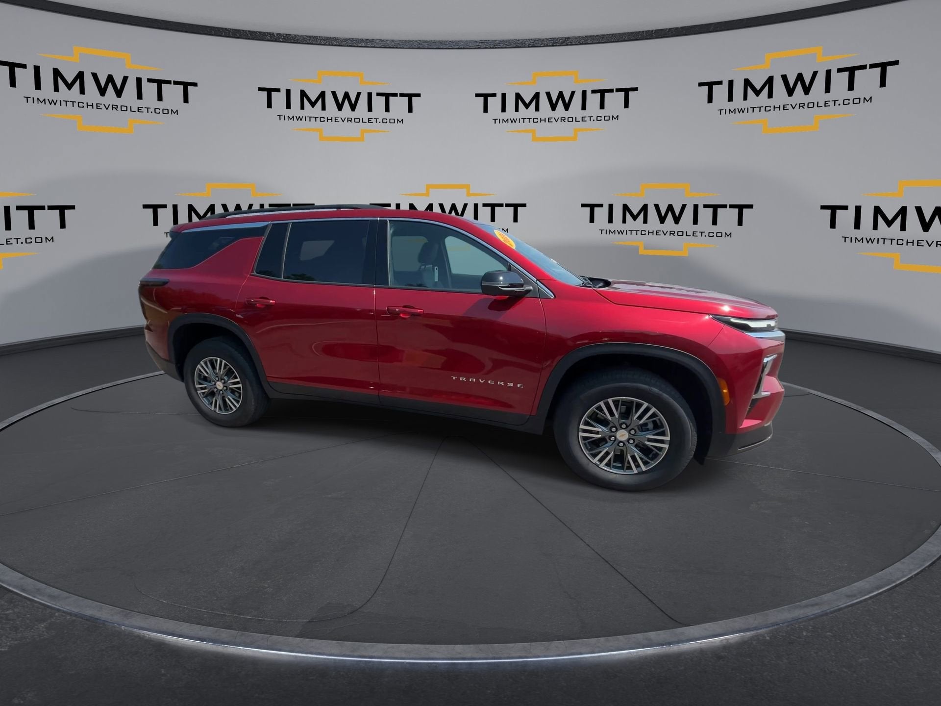 2024 Chevrolet Traverse LT