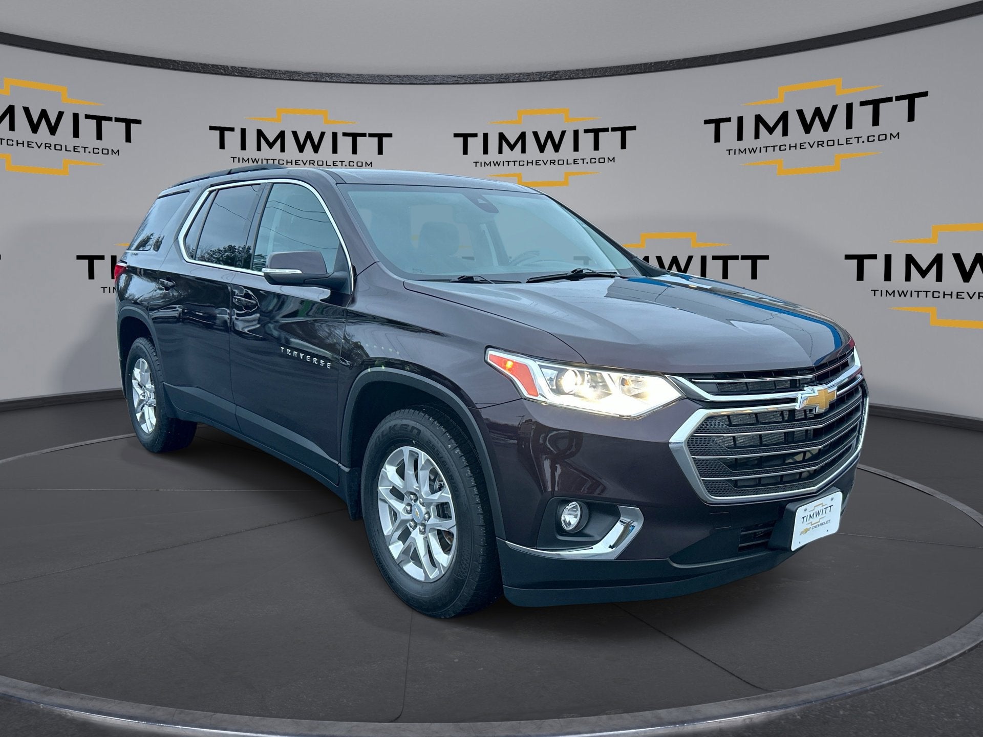 2021 Chevrolet Traverse LT Cloth