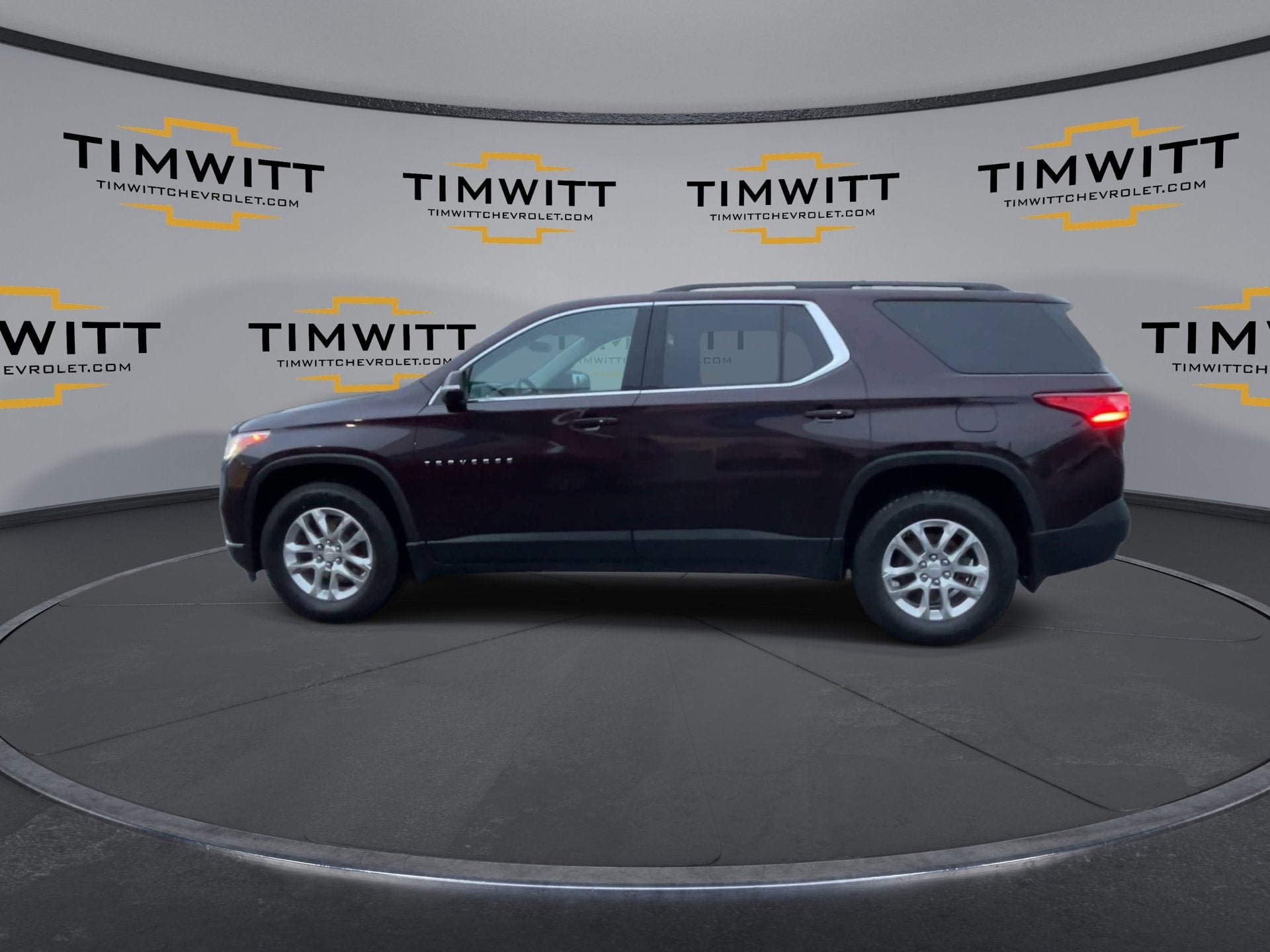 2021 Chevrolet Traverse LT Cloth