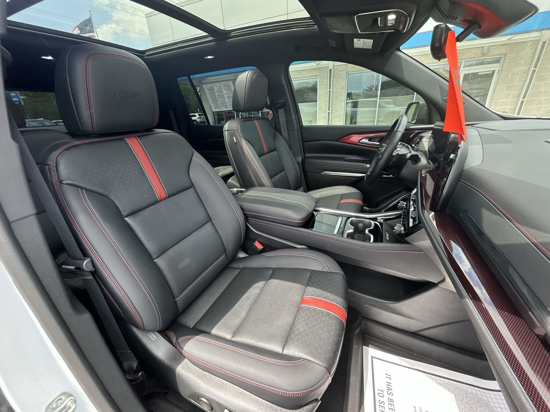 2025 Chevrolet Traverse RS