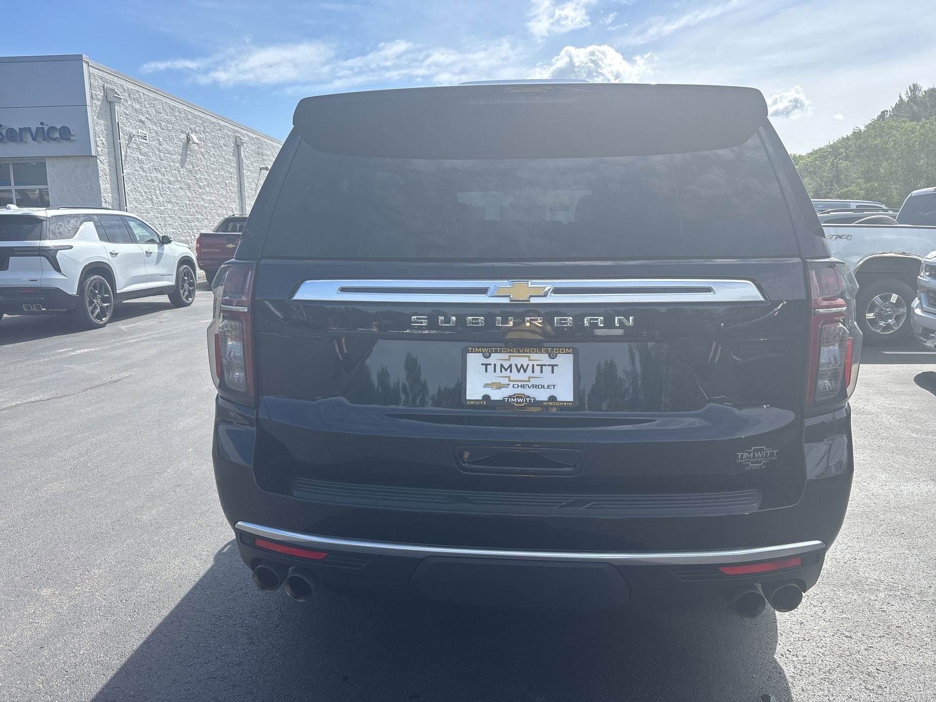 2023 Chevrolet Suburban High Country