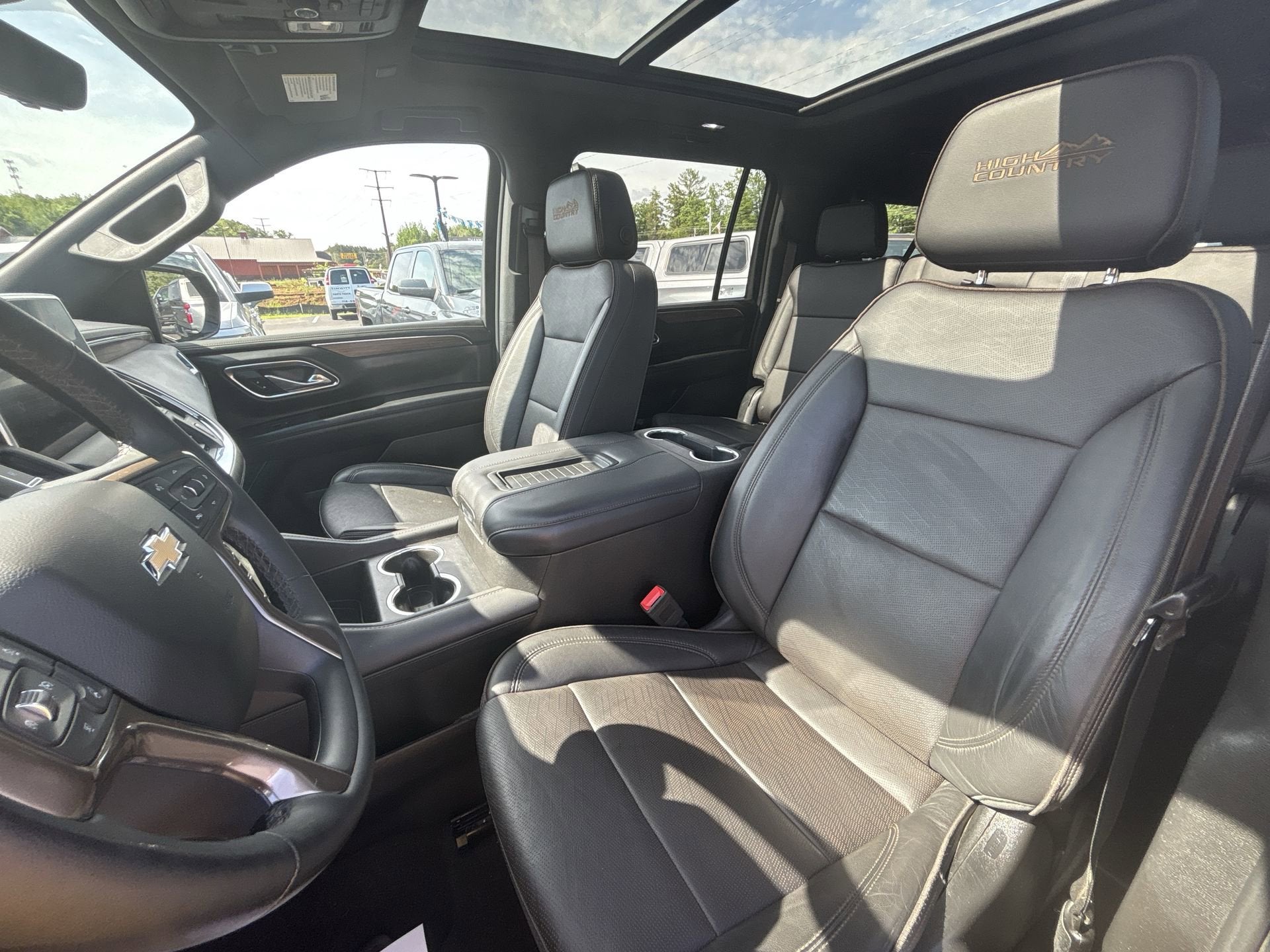2023 Chevrolet Suburban High Country