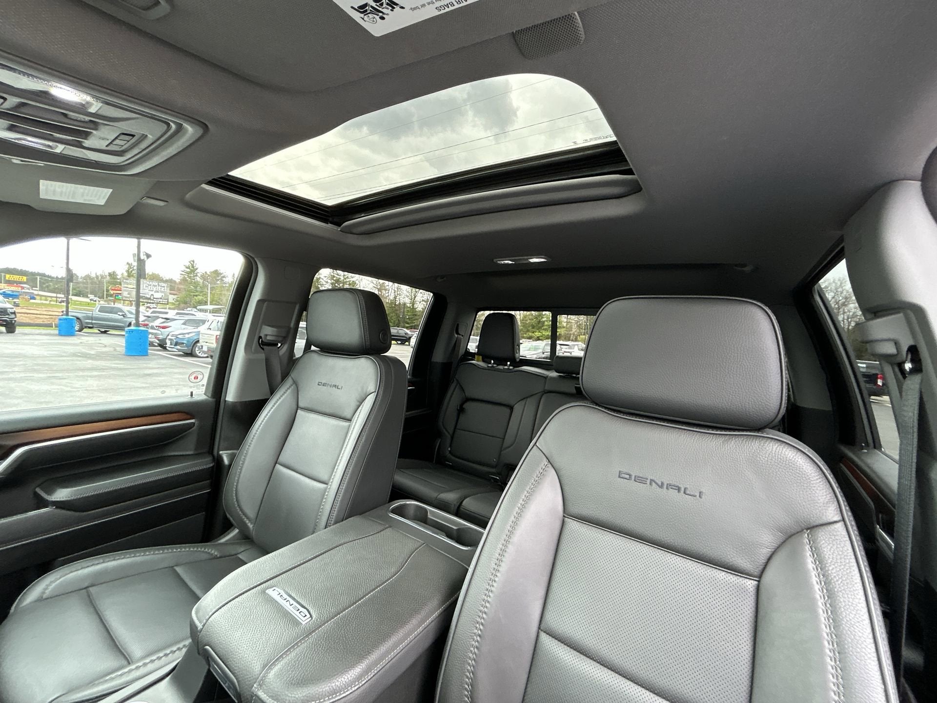 2025 GMC Sierra 2500 HD Denali