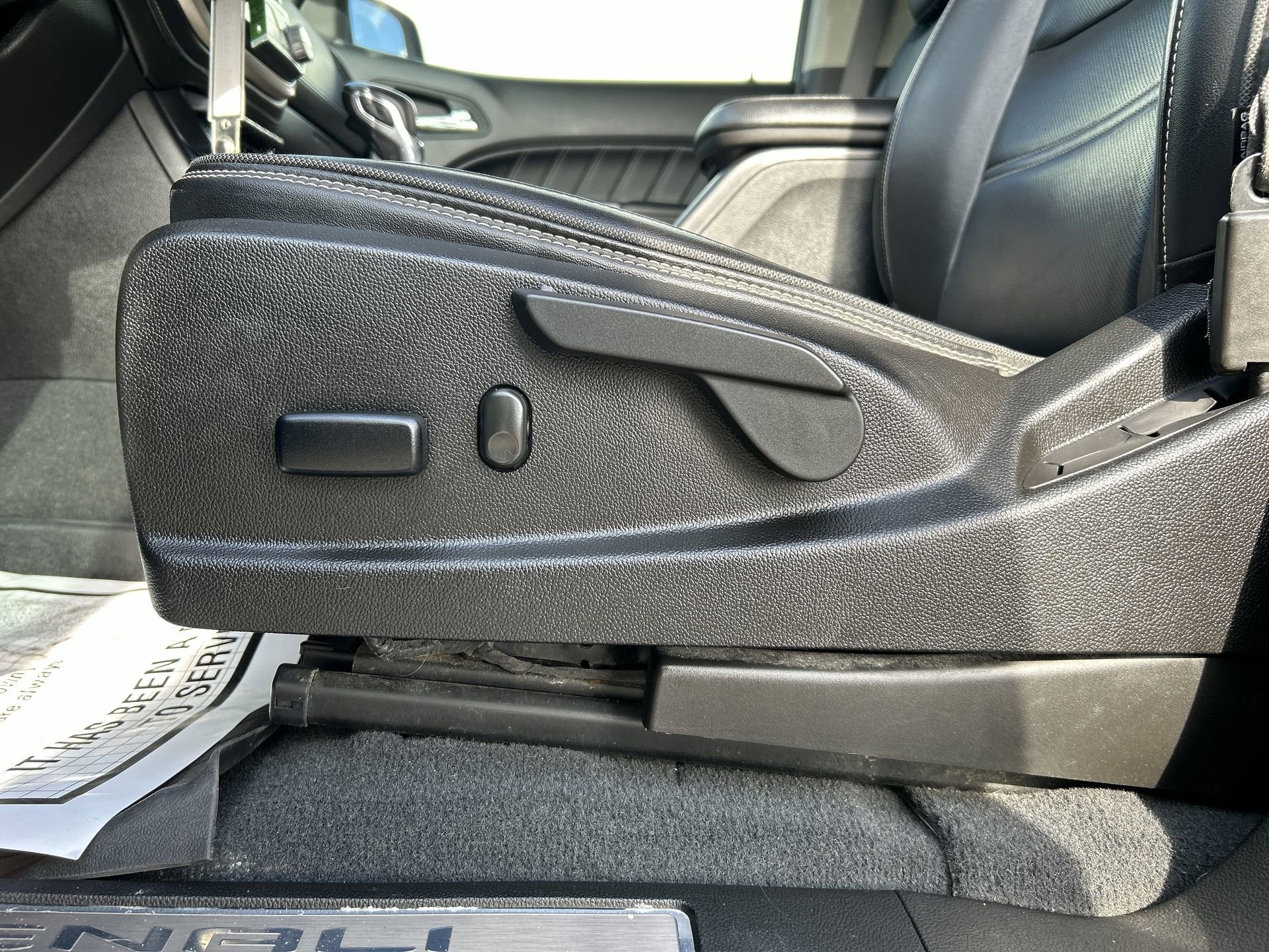 2022 GMC Canyon Denali