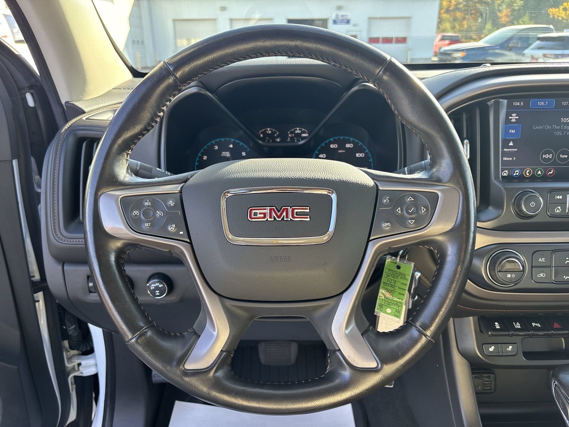 2022 GMC Canyon 4WD AT4 w/Cloth