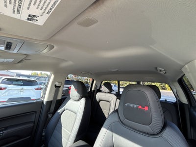 2022 GMC Canyon 4WD AT4 w/Cloth