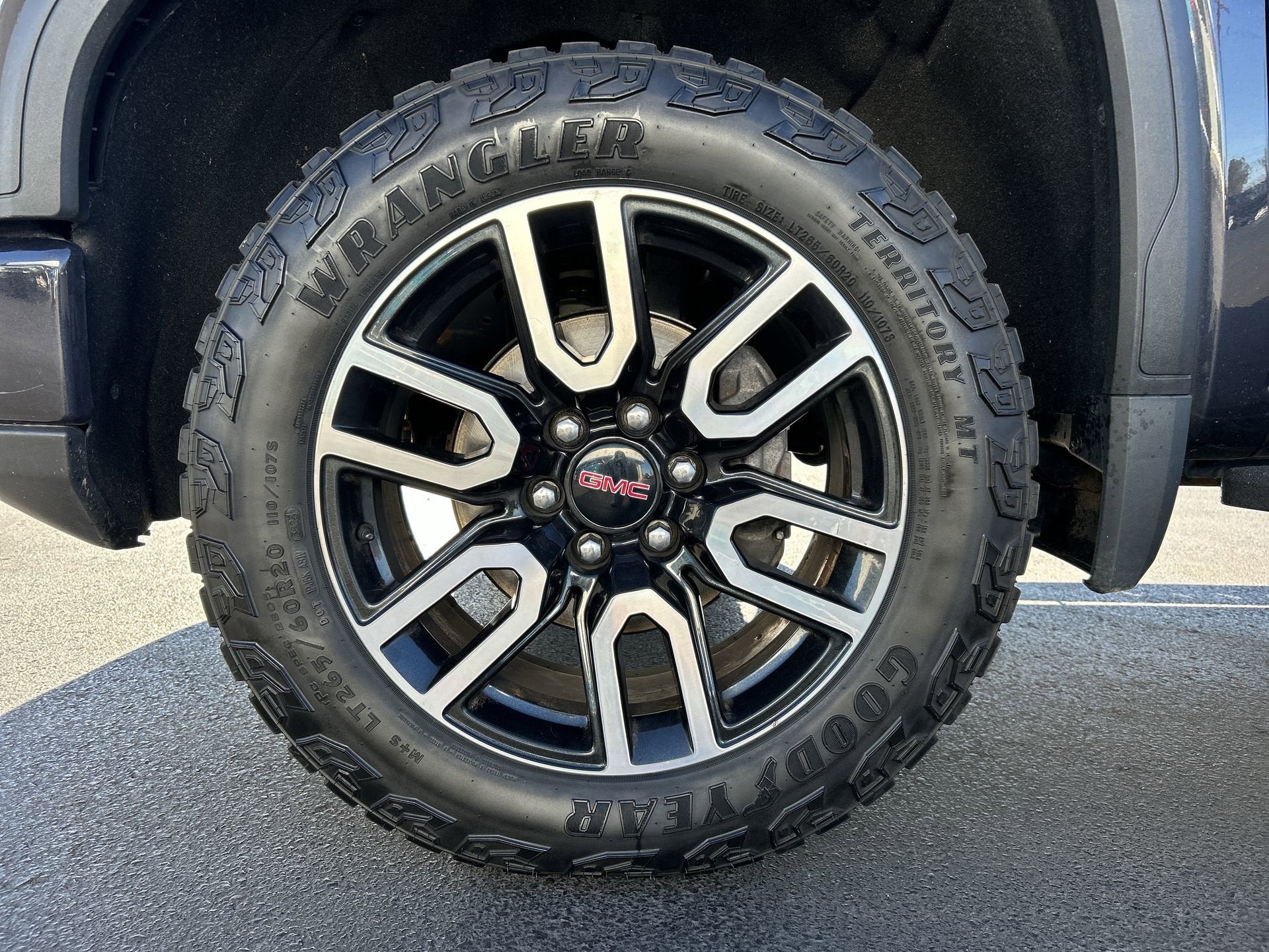 2022 GMC Sierra 1500 AT4