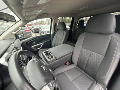 2019 Nissan TITAN SV