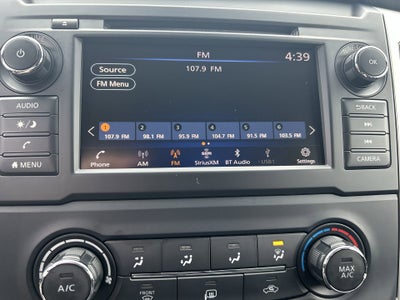 2019 Nissan TITAN SV