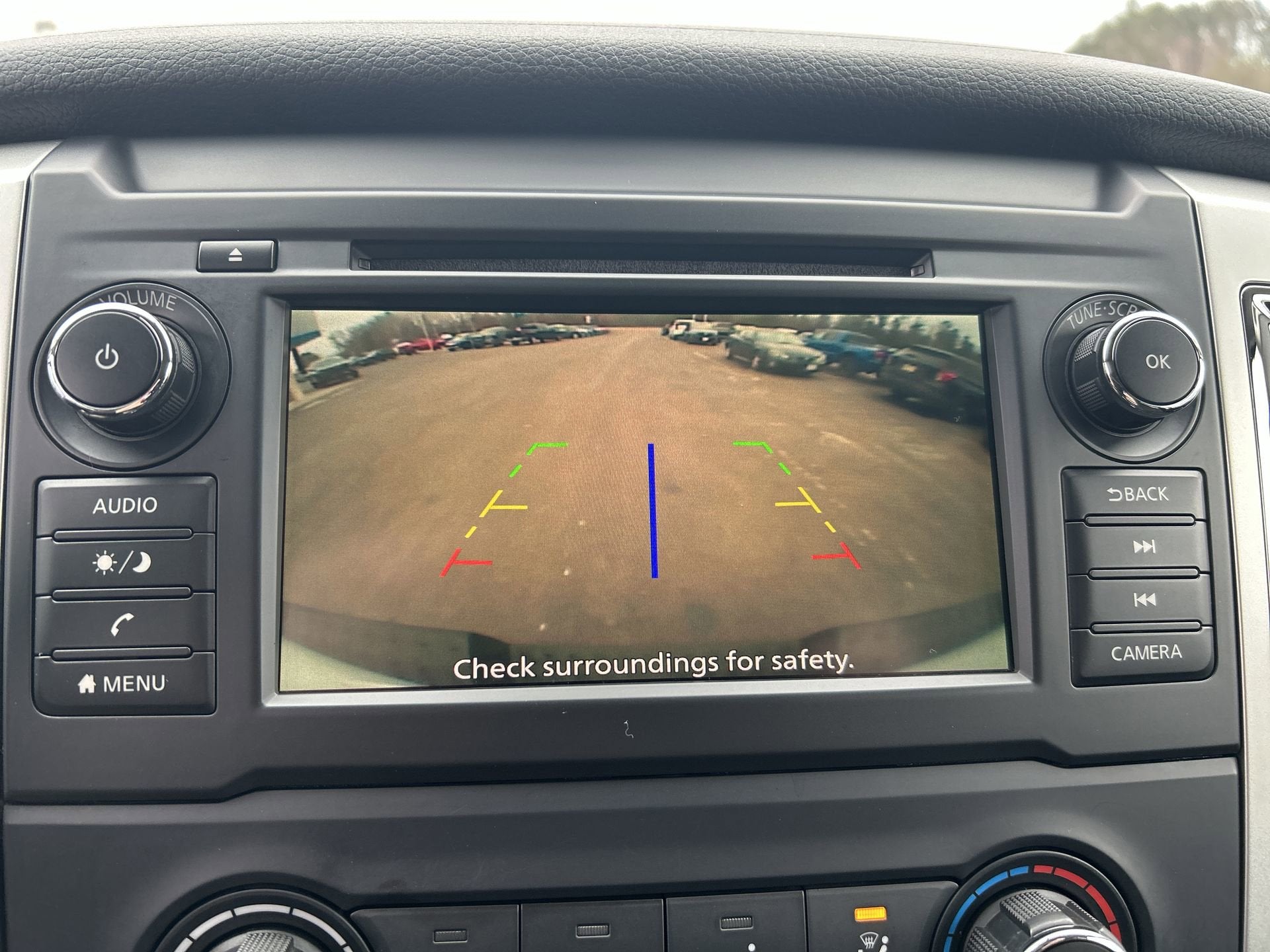 2019 Nissan TITAN SV