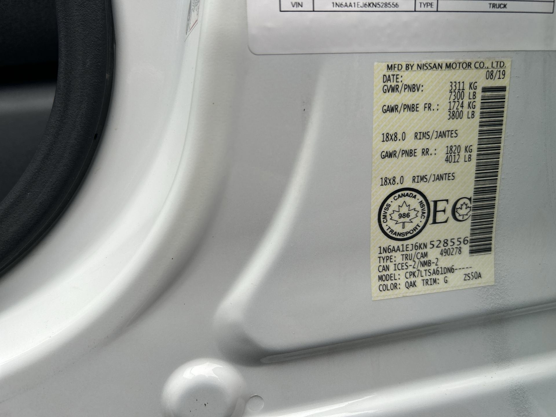 2019 Nissan TITAN SV