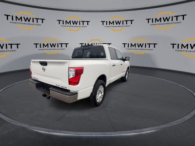 2019 Nissan TITAN SV