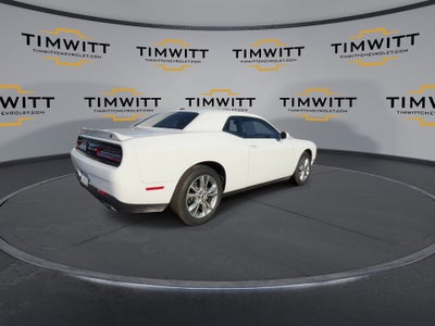 2021 Dodge Challenger SXT AWD