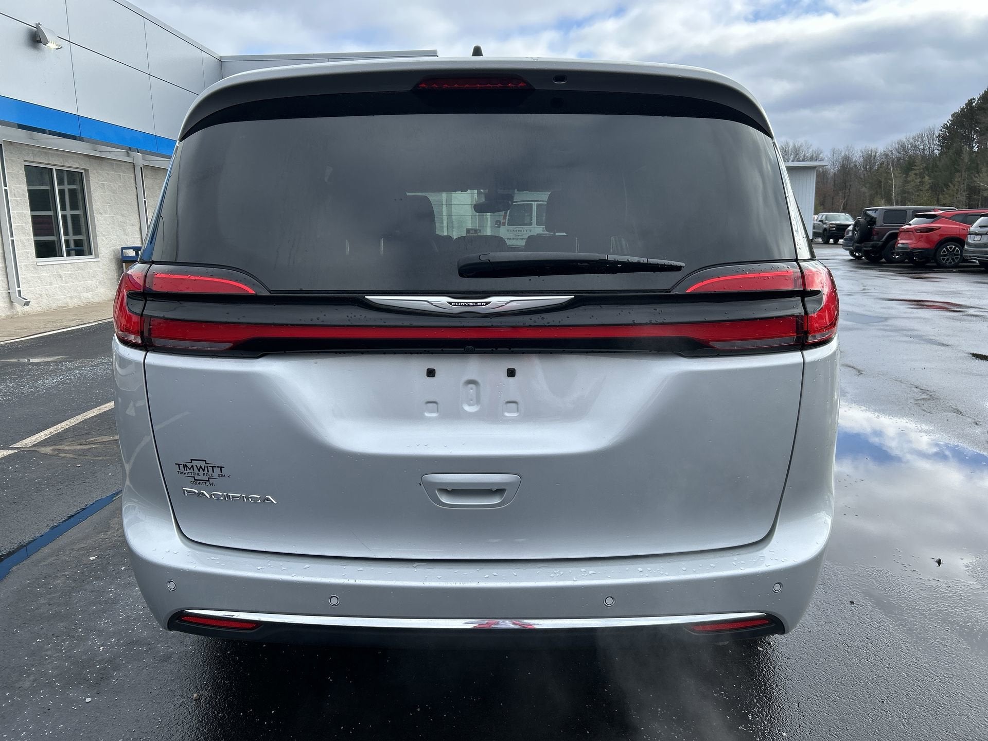 2024 Chrysler Pacifica Touring L