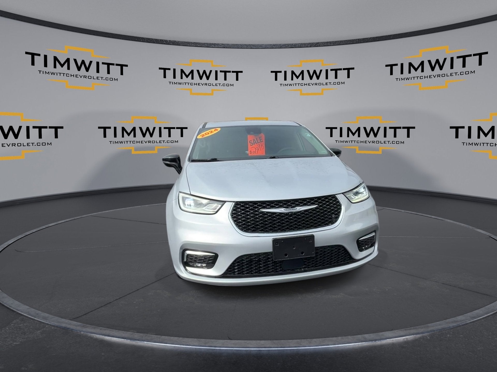 2024 Chrysler Pacifica Touring L