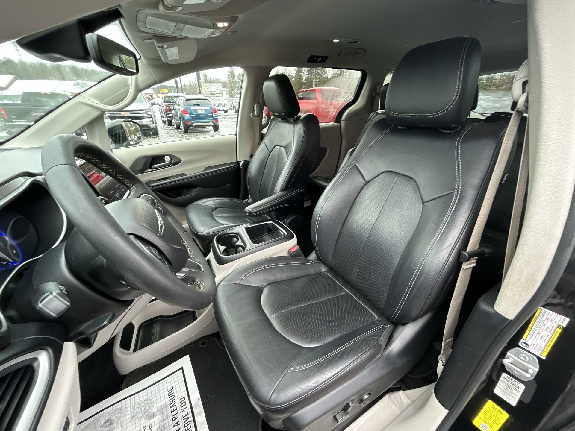 2022 Chrysler Pacifica Touring L