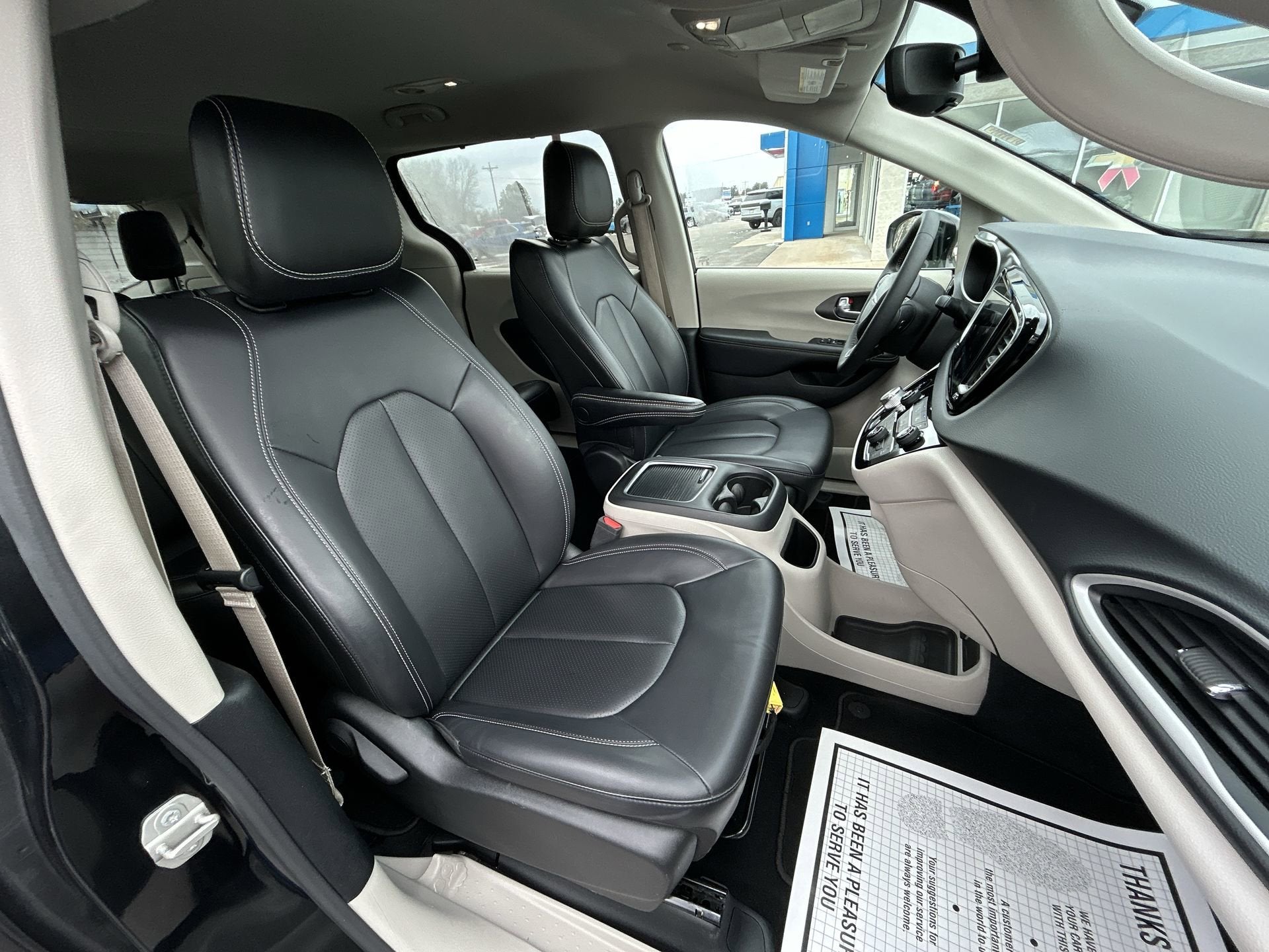 2024 Chrysler Pacifica Touring L