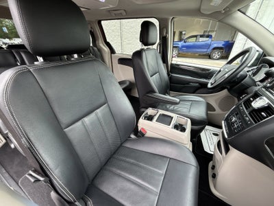 2016 Chrysler Town & Country Touring-L Anniversary Edition