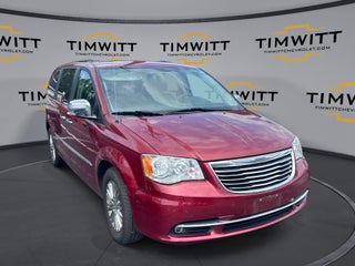 2016 Chrysler Town &amp; Country Touring-L Anniversary Edition