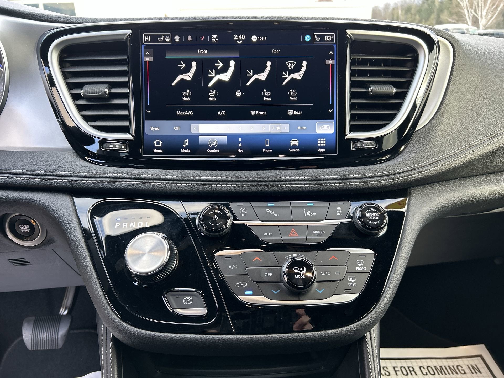 2025 Chrysler Pacifica Limited