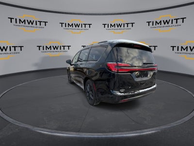 2025 Chrysler Pacifica Limited