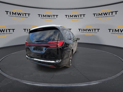 2025 Chrysler Pacifica Limited