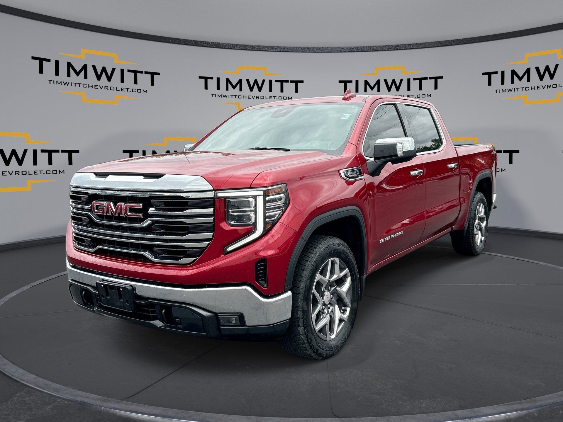 2024 GMC Sierra 1500 SLT