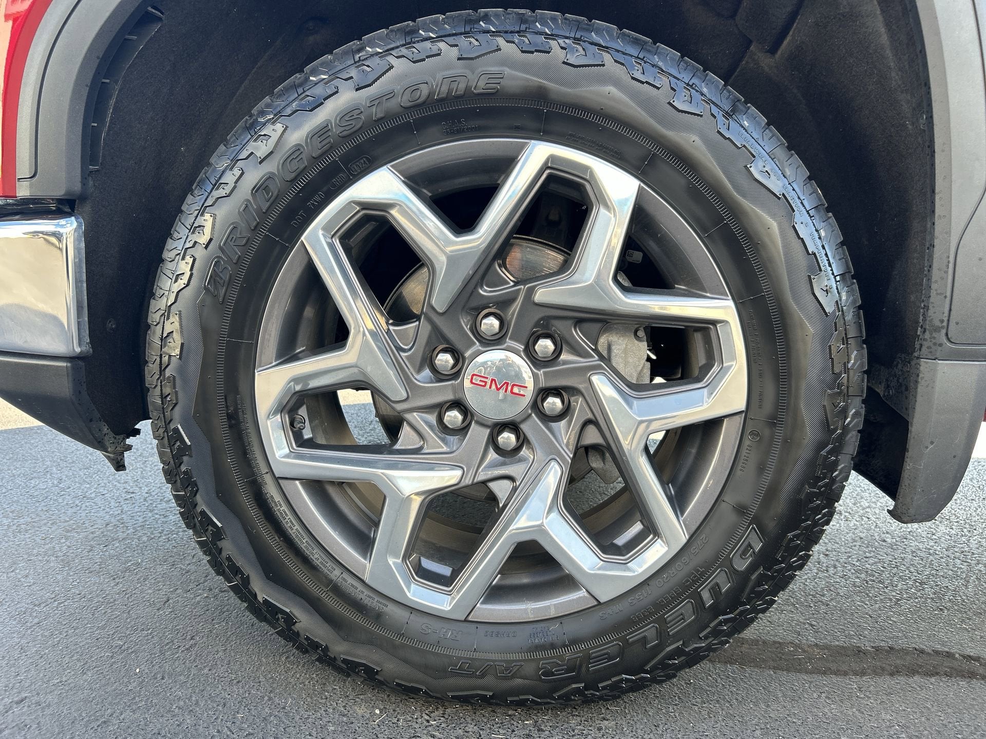 2024 GMC Sierra 1500 SLT