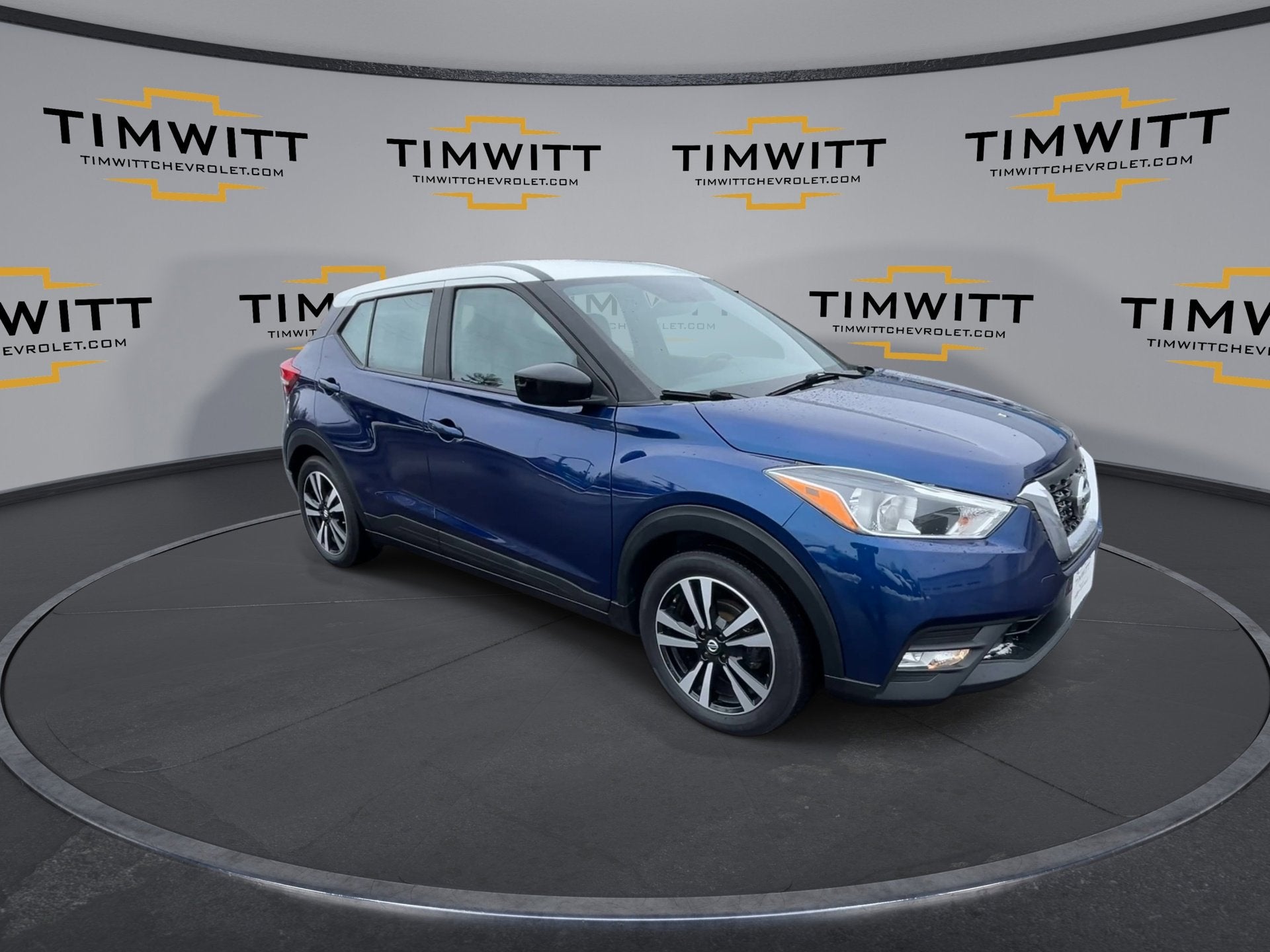 2019 Nissan Kicks S
