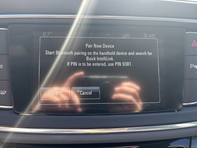 2018 Buick Enclave Essence