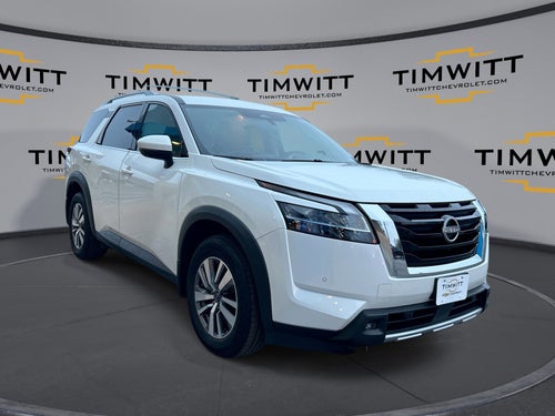 2023 Nissan Pathfinder SL 4WD