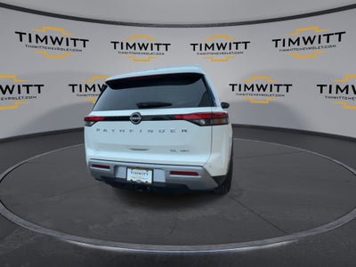 2023 Nissan Pathfinder SL 4WD