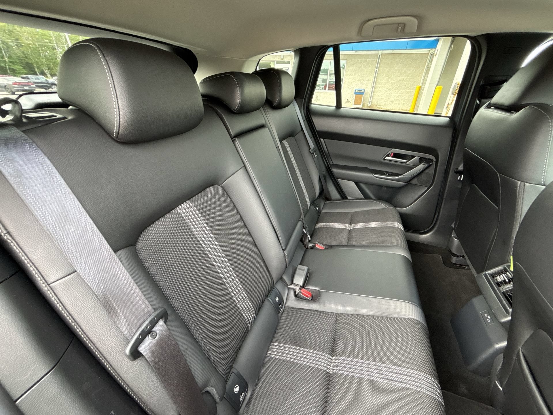 2025 Mazda Mazda CX-50 Hybrid Preferred Package