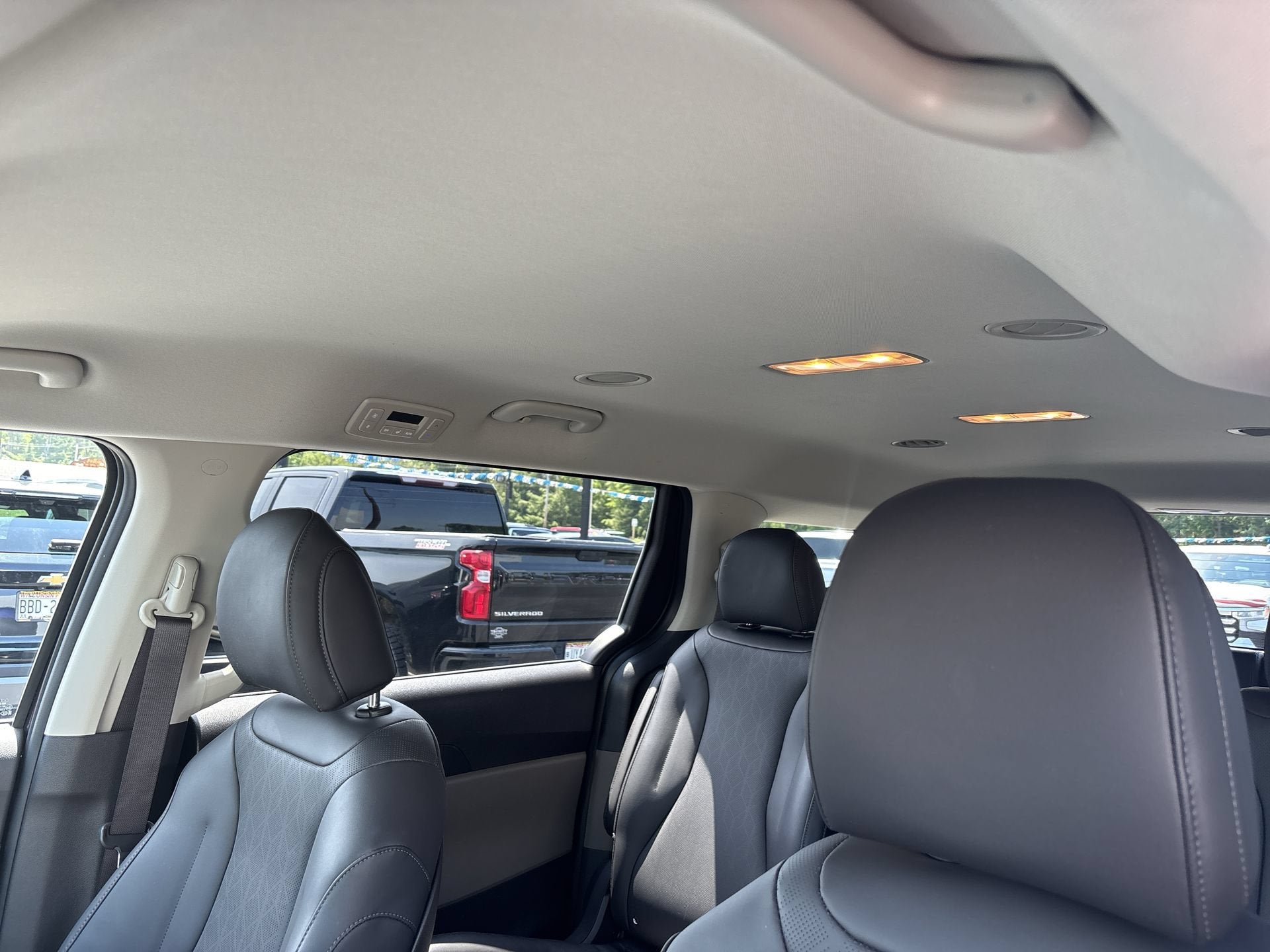 2026 Kia Carnival MPV LXS